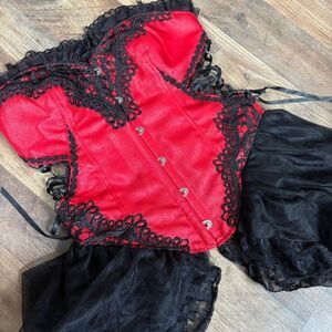 Charmian Red & Black Lace Corset Top sz XL adjustable stretch elastic preworn